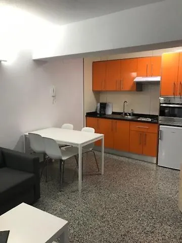 Bahia Colon * 洛斯克里斯蒂亚诺斯